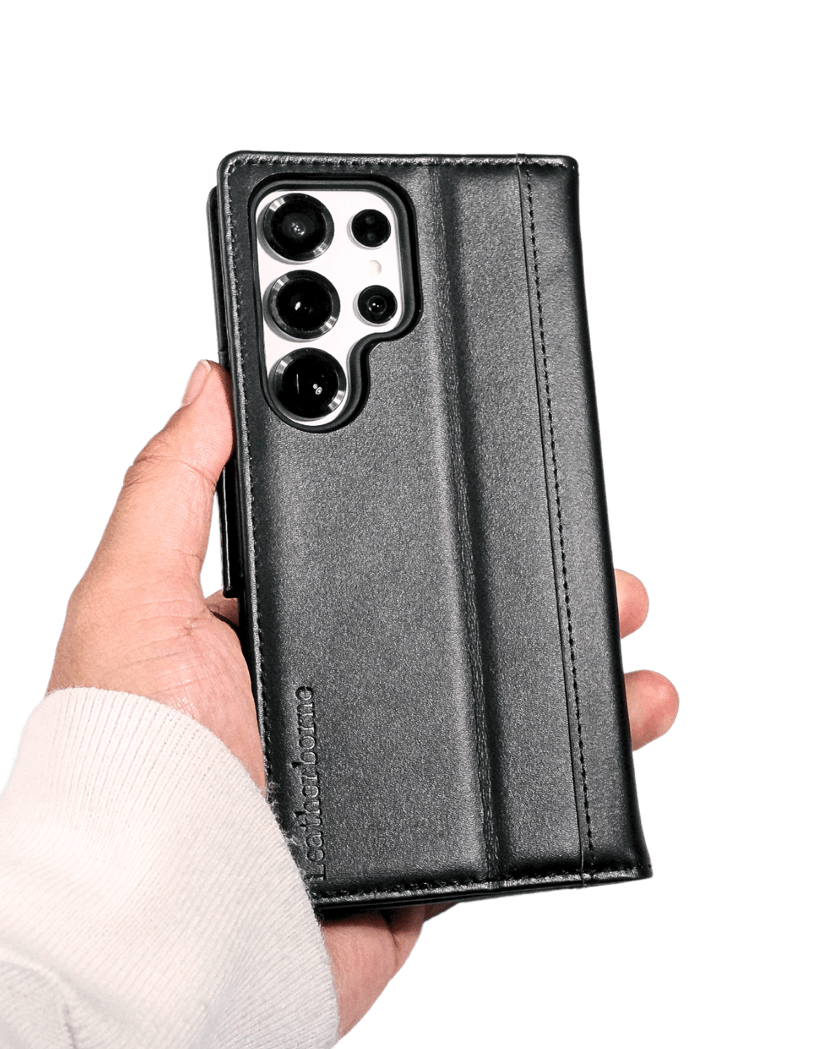 a close up shot to show the back of galaxy s25 ultra case held by a hand